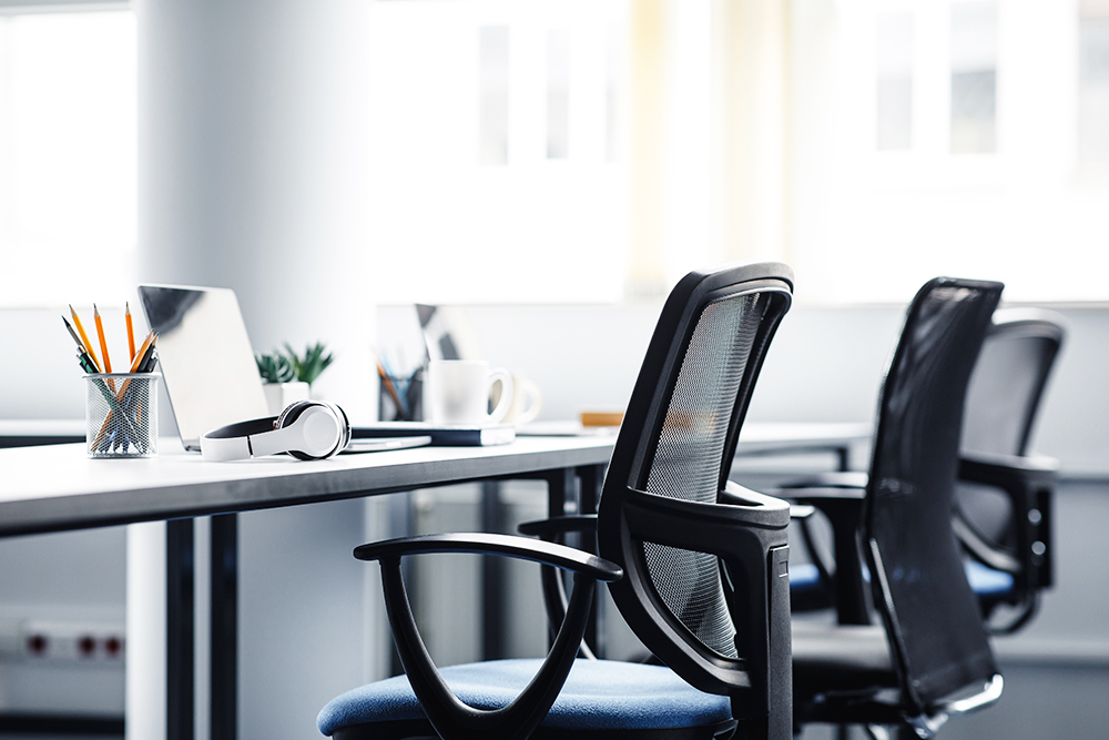 【完全版】移転の挨拶状はいつ送る？失礼のない正しいマナーと文例集